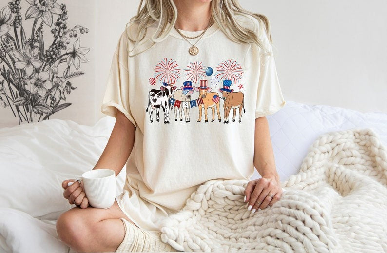Cute Cows 4th Of July Shirt, Cow Shirt, American Flag Shirt, Independence Day, Western Shirt, Patriotic Shirt, Farm Animals Lover Sweatshirt Main image